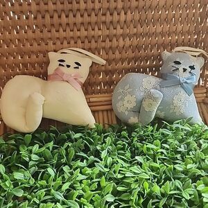 Vintage Russ Lace Cat Ornaments